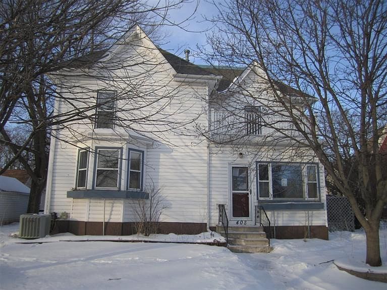 1st image of 408 6th St SE