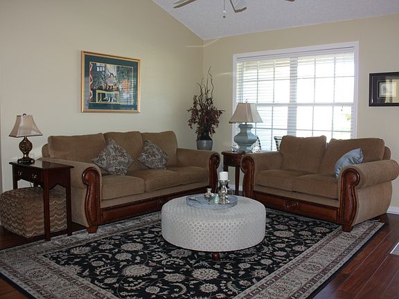 5th image of 2129 Darlington Dr