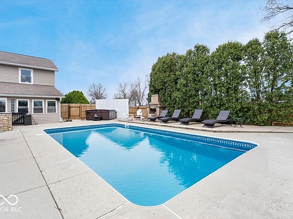4th image of 84 Glenbrook Ln