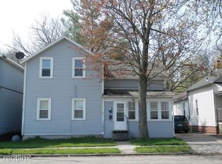 1083 Michigan Ave APT B, Muskegon, MI 49441
