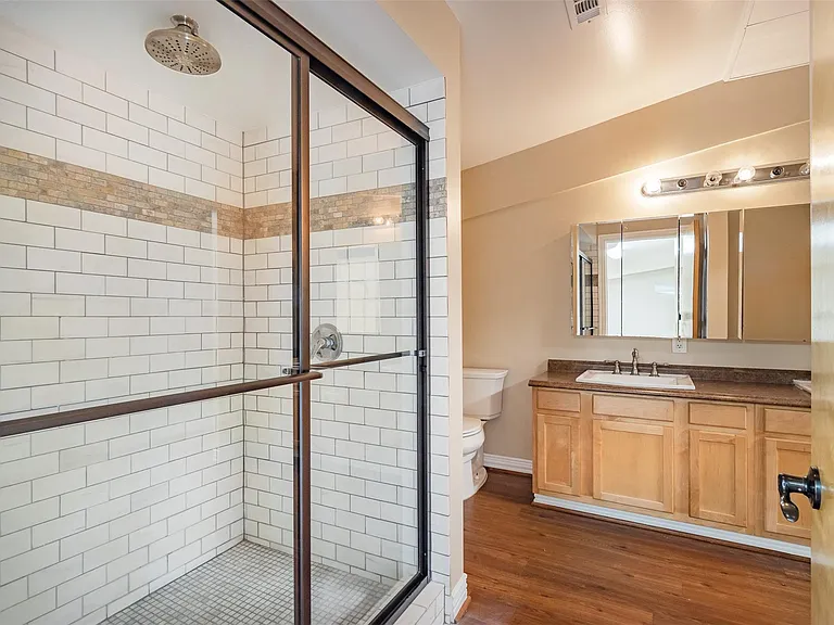 2098 Harland Dr — Photo 23