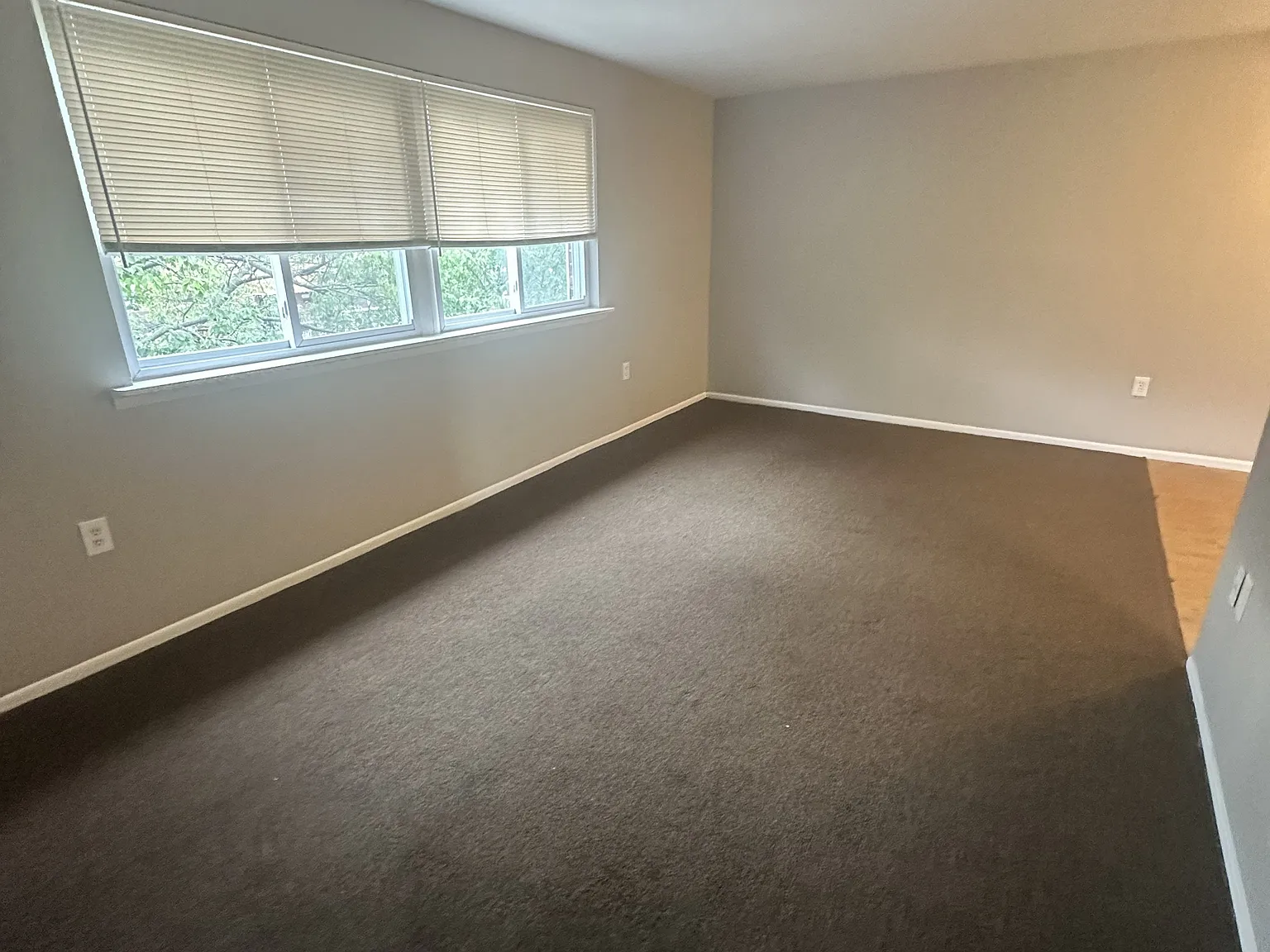 3027 South 72nd Street - 2nd flr — Photo 2