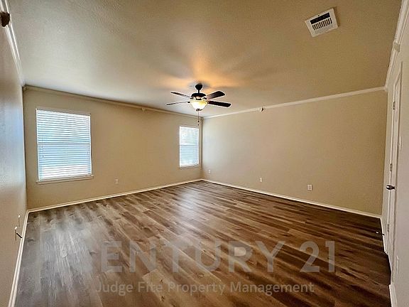 5th image of 2432 Clairborne Dr
