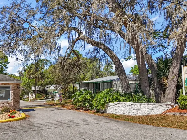 130 Oakleaf Cir, Deland, FL 32724