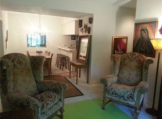 11711 Memorial Dr APT 300, Houston, TX 77024