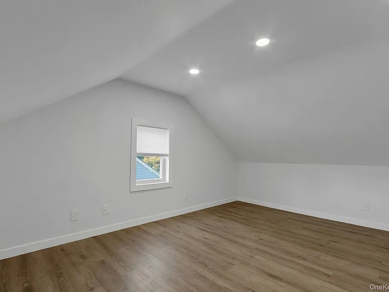 64 Lyons Rd — Photo 31