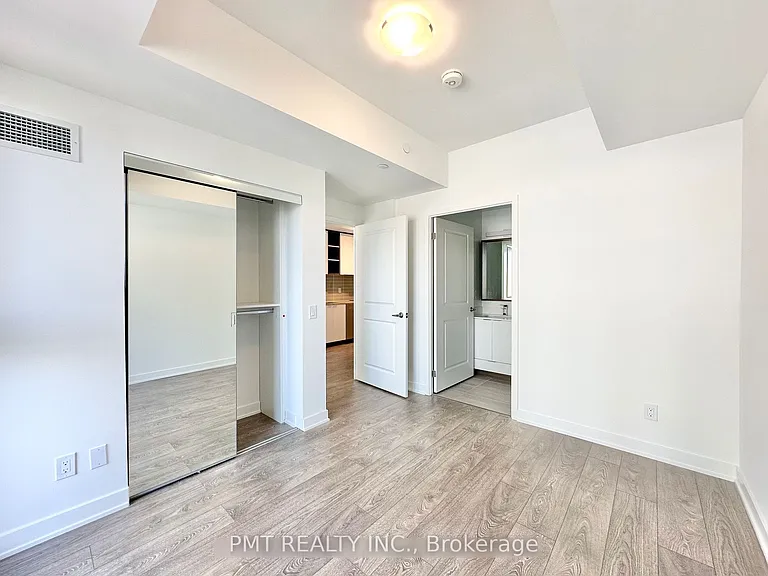 543 Richmond St W #642 — Photo 7
