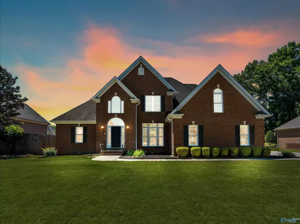 2309 McNair St SW, Decatur, AL 35603