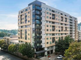 Metro 112 Apartments