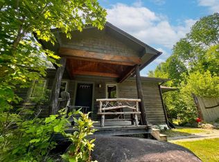 1032 Bonnieview Ter, Wilmington, NY 12997