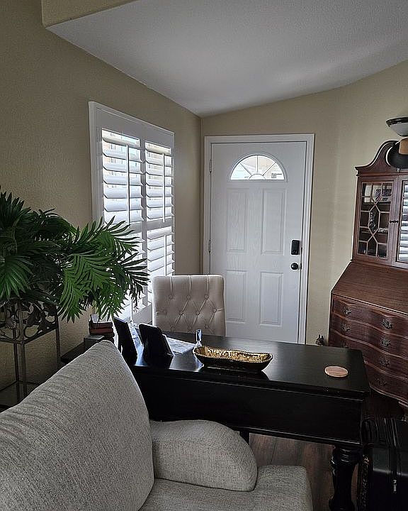 1st image of 15300 Palm Dr Space 17