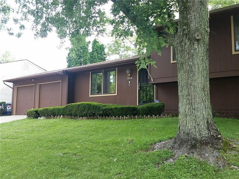 1st image of 2714 N Sheffield Dr