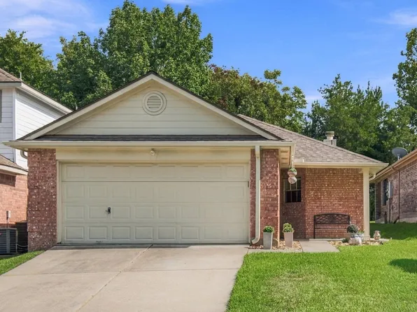 117 Harbour Town Cir, Montgomery, TX 77356