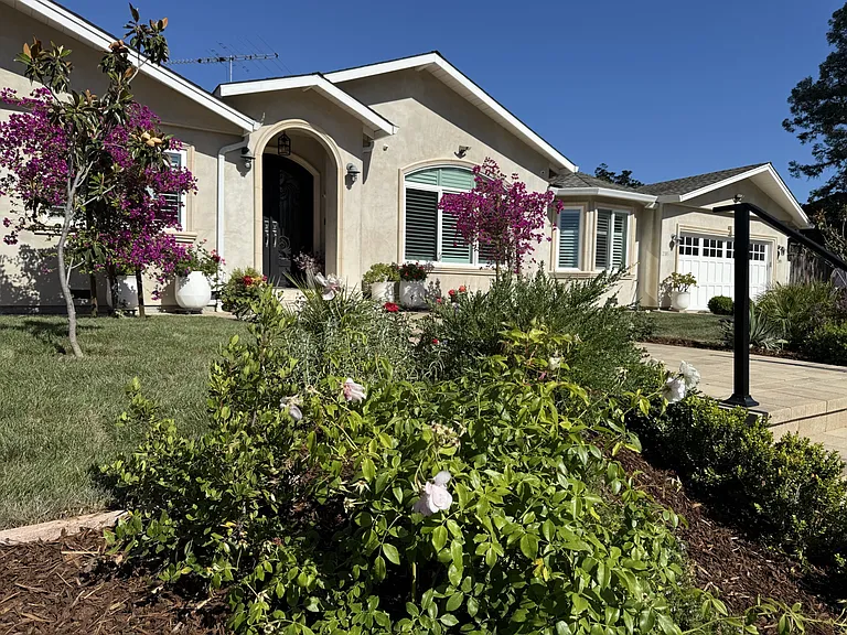 2185 Chuleta Ct — Photo 47