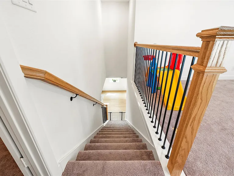 21646 Laggan Cliff Ln — Photo 25