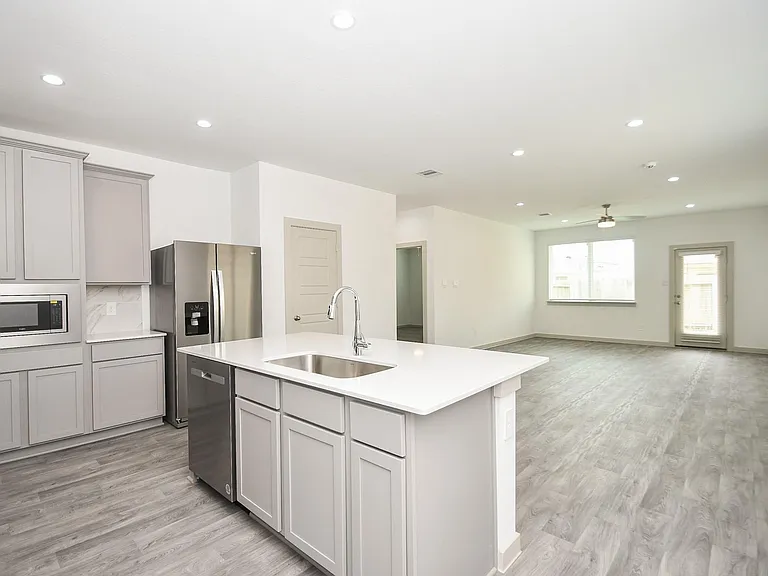 2818 Bethnal Garden Way — Photo 12
