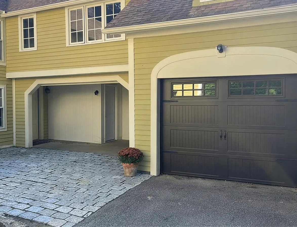 1 bed, 1.5 bath, 800 sqft, $2,400 — Photo 1