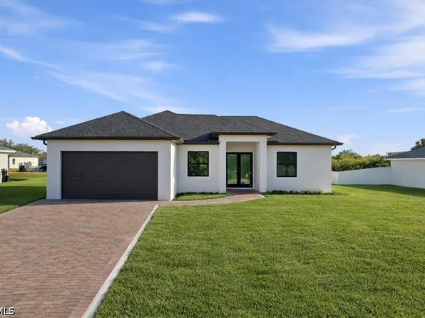 724 Calumet St E, Lehigh Acres, FL 33974