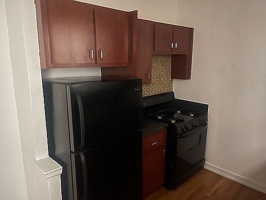 4th image of 854 Ocean Ave APT 2E