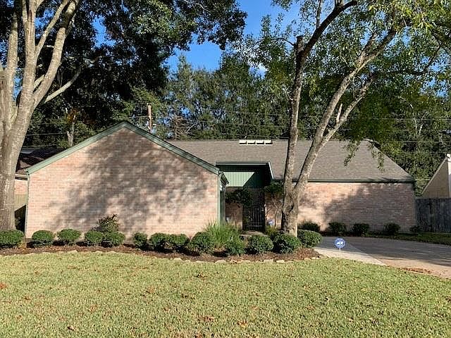 1st image of 4718 Hidden Springs Dr