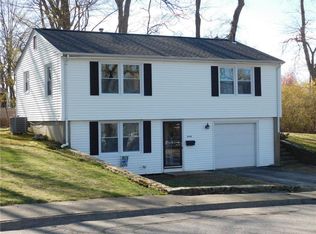 20 Vanderbilt Ter, Coventry, RI 02816