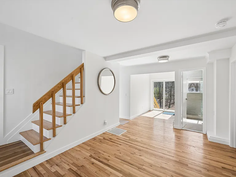 14 Old Trail Rd — Photo 18