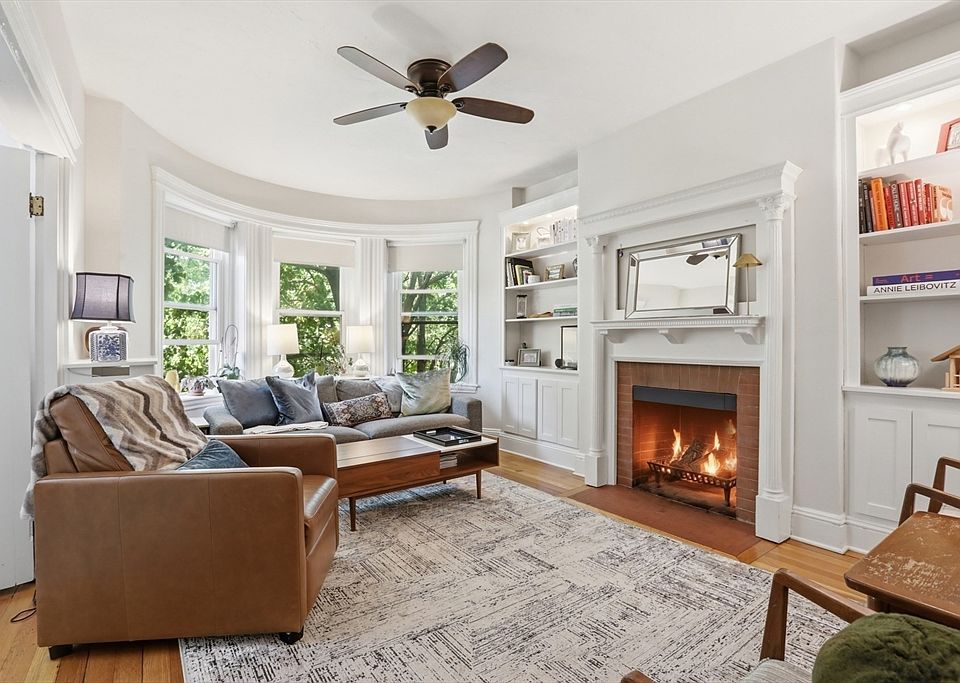 1st image of 1896 Beacon St #3