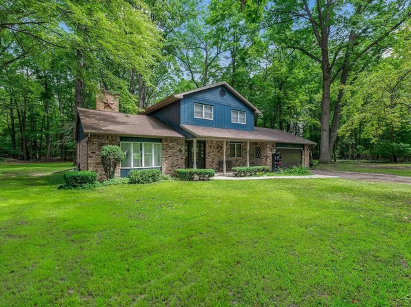 4755 S Graham Rd, Saint Charles, MI 48655