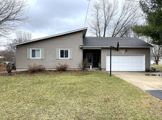 28383 W Thome Rd, Rock Falls, IL 61071