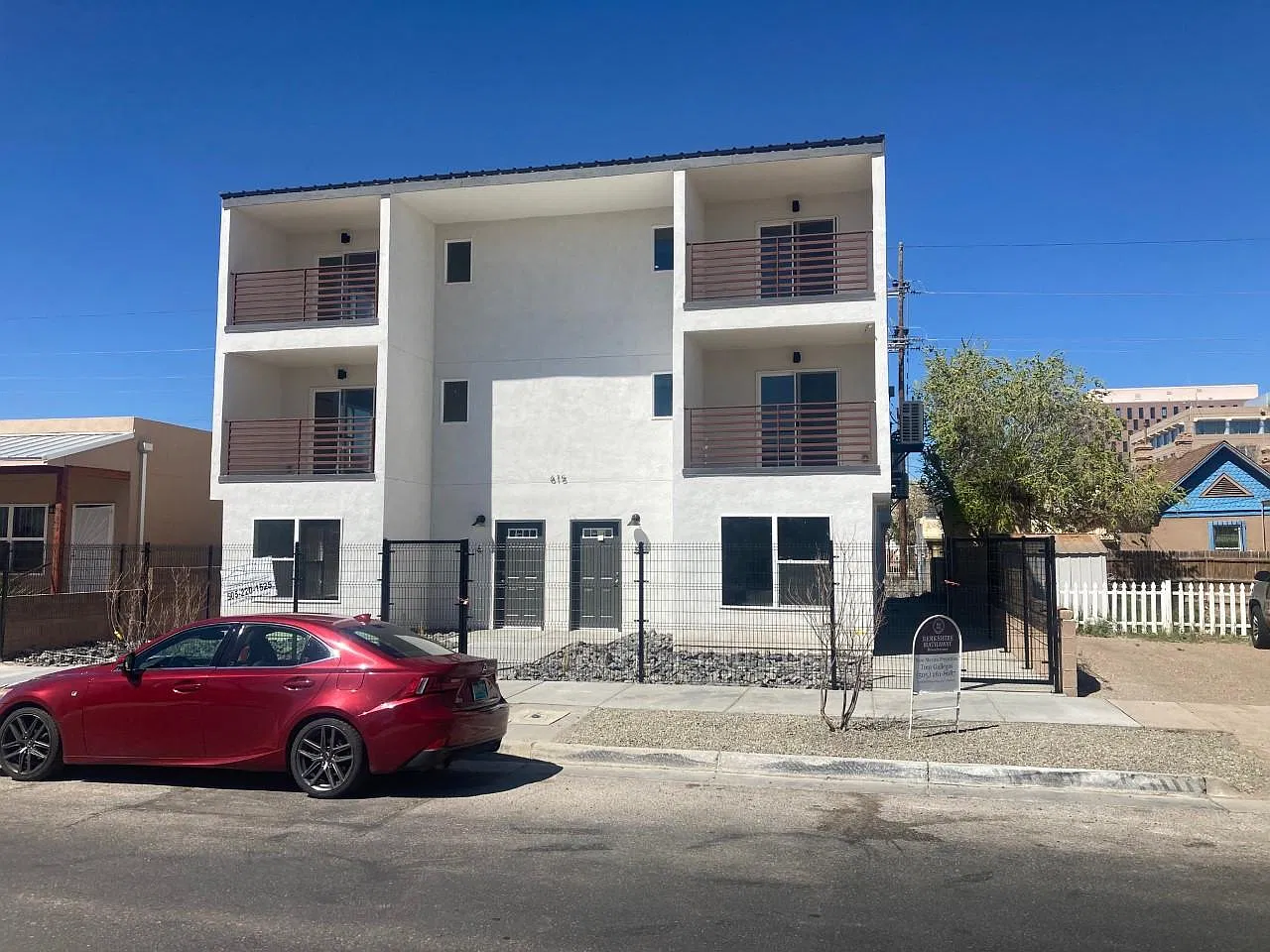 2 bed, 1100 sqft, $2,200 — Photo 1