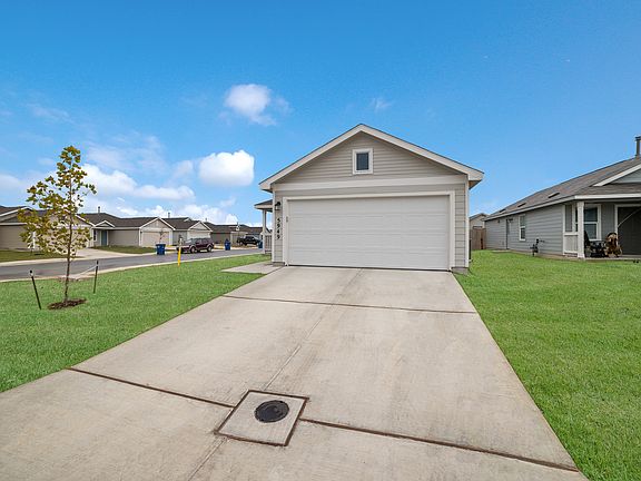 3rd image of 5949 Antonio Pl