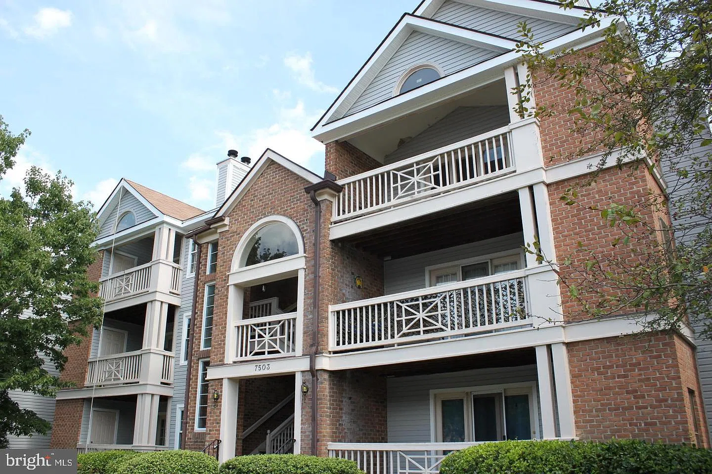 Stratford Place — Photo 1