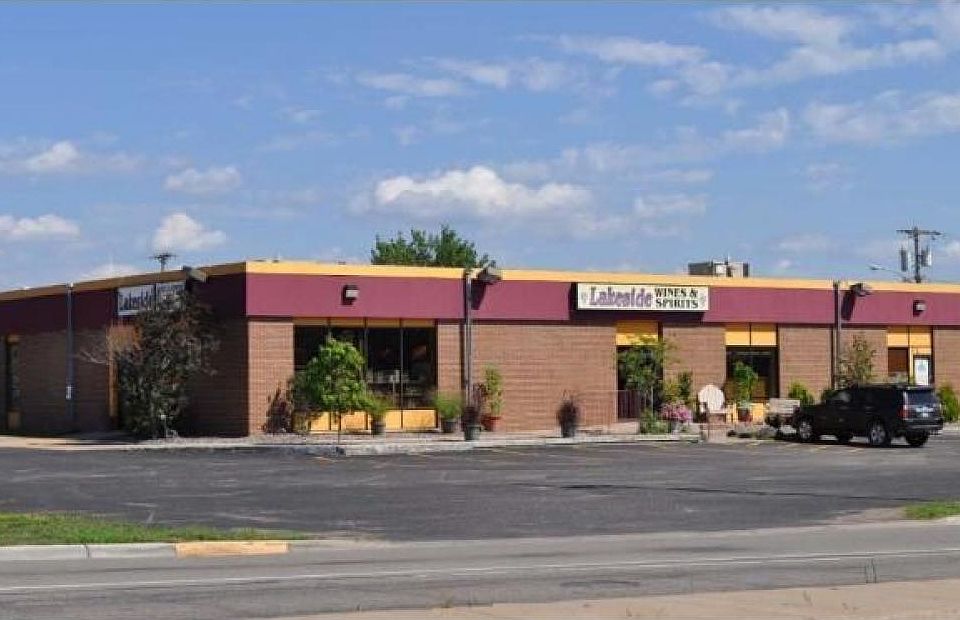 1st image of 2399 W Wayzata Blvd