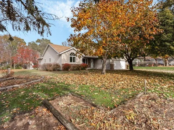 1254 25th St SE, Saint Cloud, MN 56304