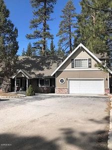 170 Scandia Rd, Big Bear Lake, CA, 92315