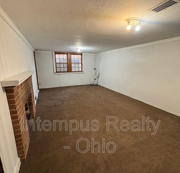 3882 Faversham Rd — Photo 38