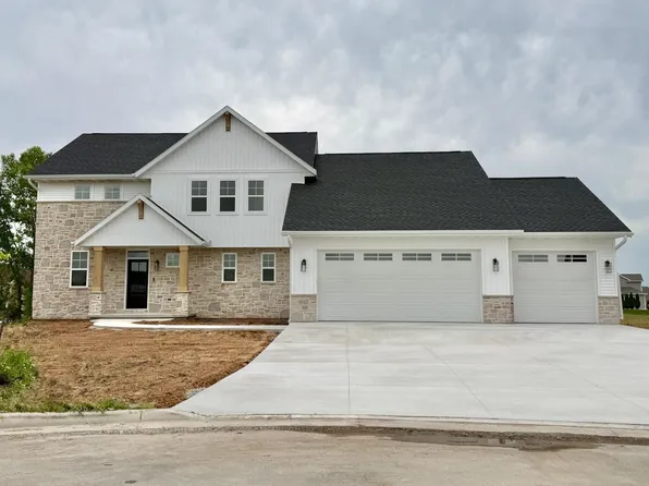 4065 N Hegner Farm Ct, Appleton, WI 54913