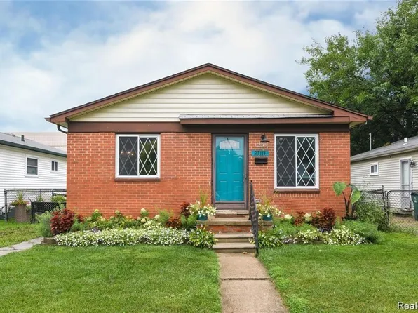 23113 Crossley Ave, Hazel Park, MI 48030
