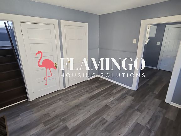 5th image of 3114 W Hillcrest Ave