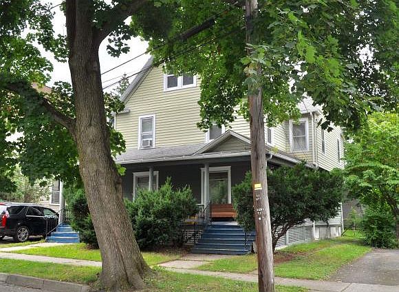 1st image of 3 Hayden St