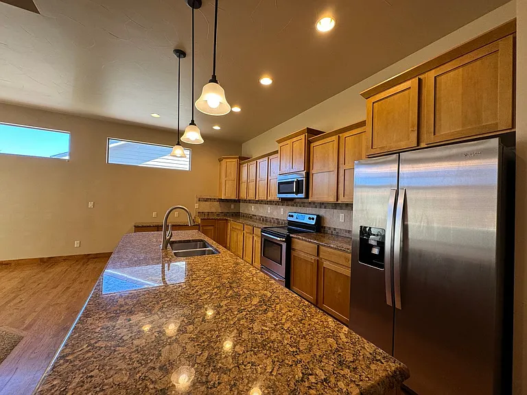 5470 Wishing Well Dr — Photo 33