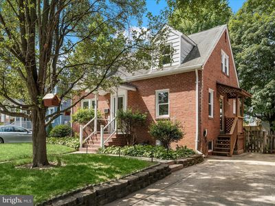 630 N Edison St, Arlington, VA, 22203