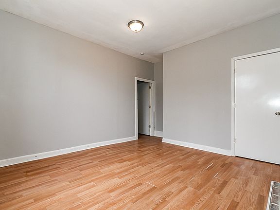 5th image of 4532 Pennsylvania Ave Unit B
