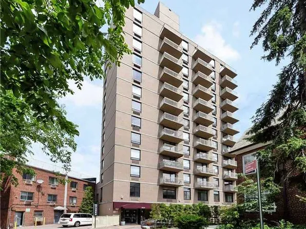 11624 Grosvenor Ln APT 2A, Jamaica, NY 11418