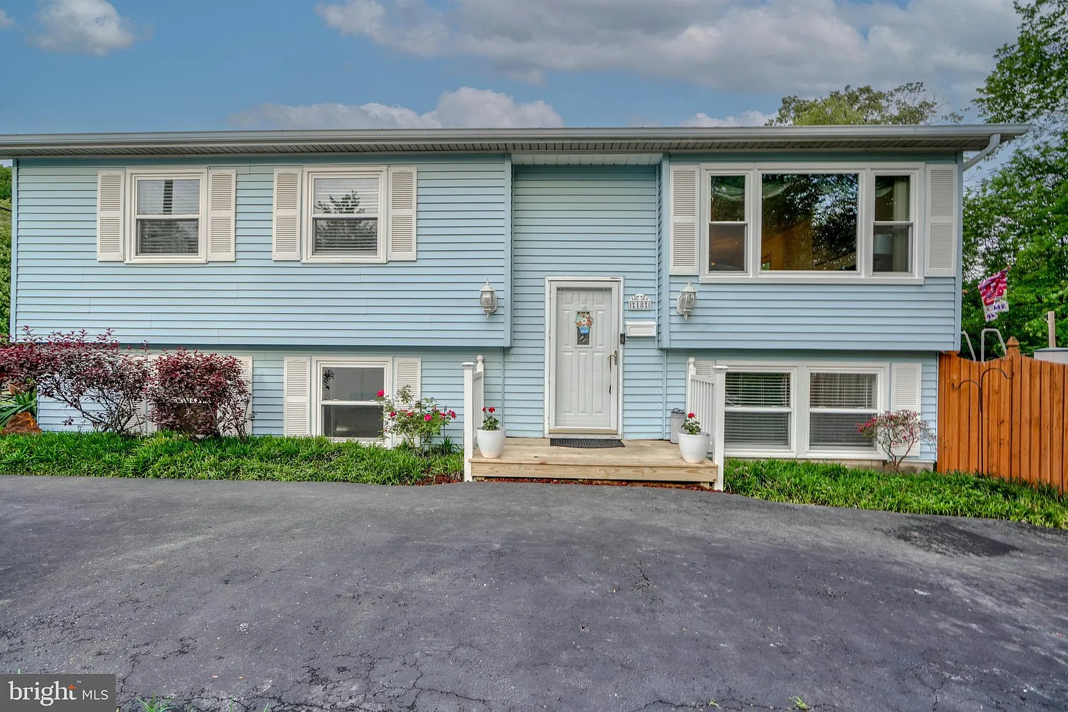 18 Johnson Rd photo 1