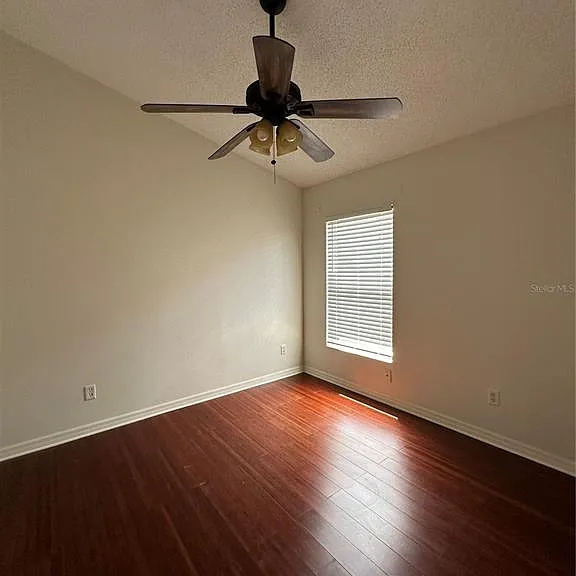 13813 Bluewater Cir — Photo 23