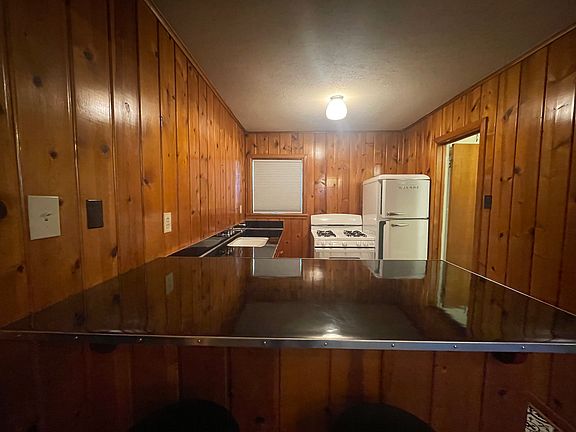 4th image of 669 Fort Graham Rd S
