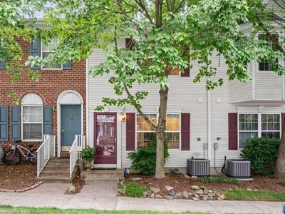 2366 Phillip Ct, Mahwah, NJ, 07430