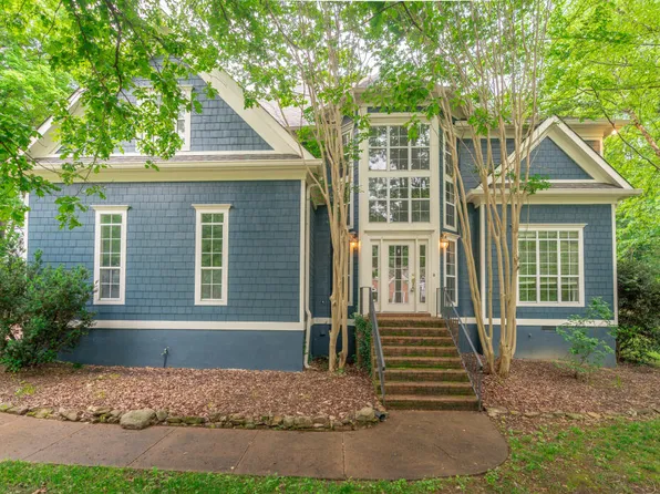 3906 Windtree Hollow Ln, Signal Mountain, TN 37377