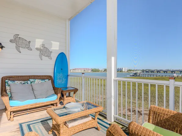 108 W 2nd St, Folly Beach, SC 29439